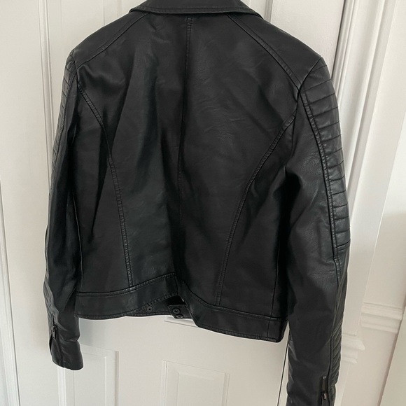 Leather jacket - Picture 2 of 2